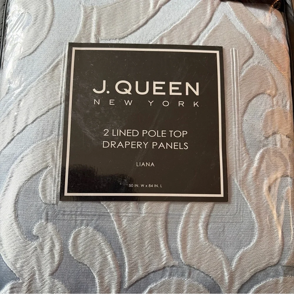 J. Queens New York Liana 84